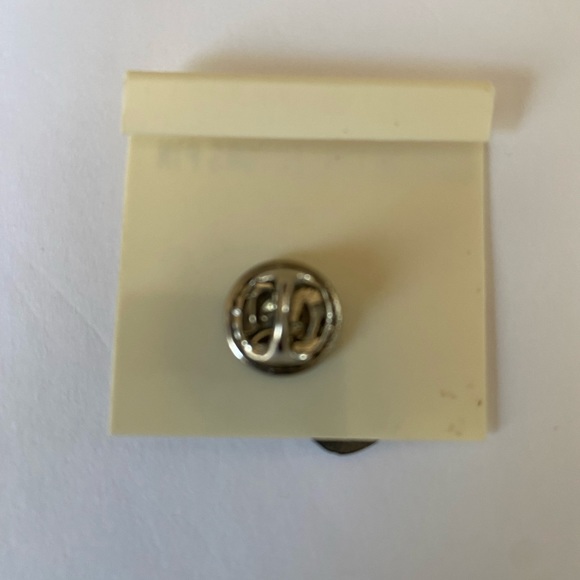 Expo 86 Vancouver Official Collectors Pin with Ernie - Picture 3 of 3